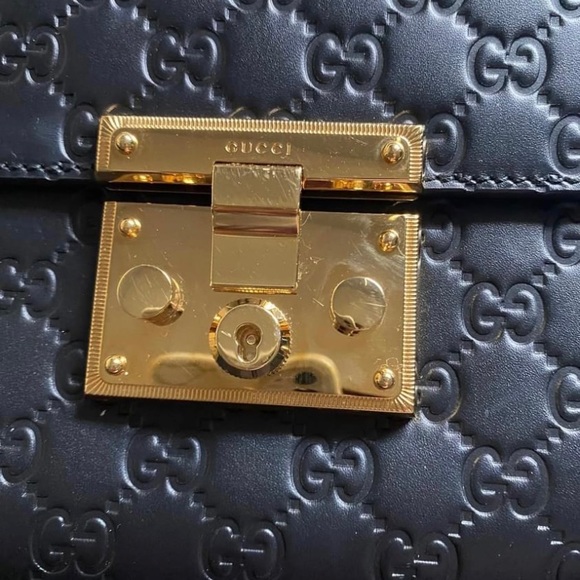 Selling for 1,100. I’m pregnant so I’m selling most of my used expensive stuff - Picture 5 of 6